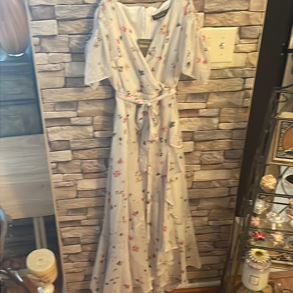 melonie Dresses Nwt Melonie Size 6 Style 9230mt White Floral